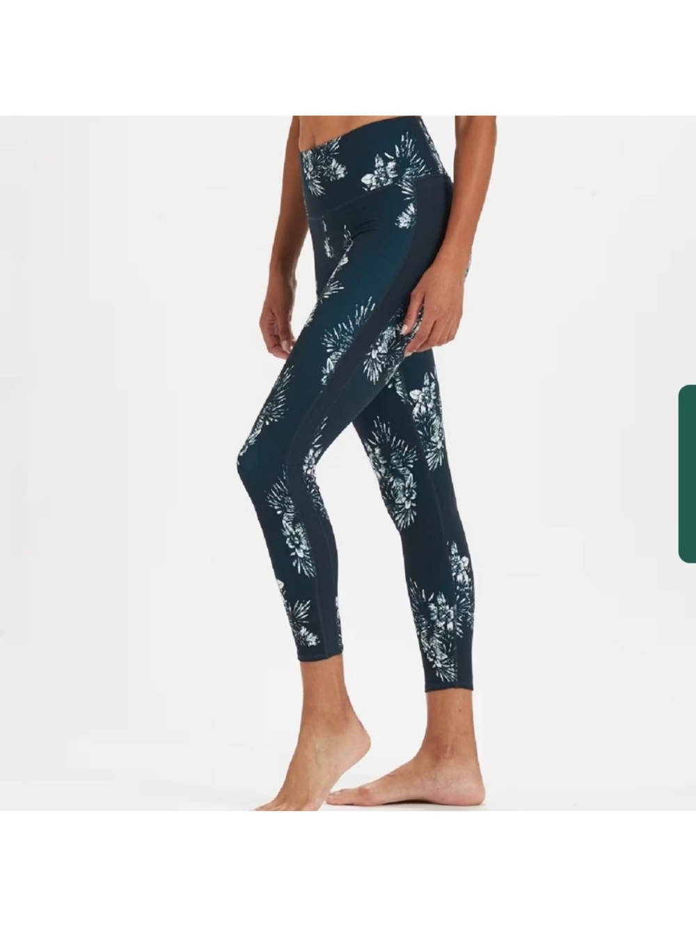 Vuori Seascape Water Leggings Indigo Vintage Floral Women’s Blue